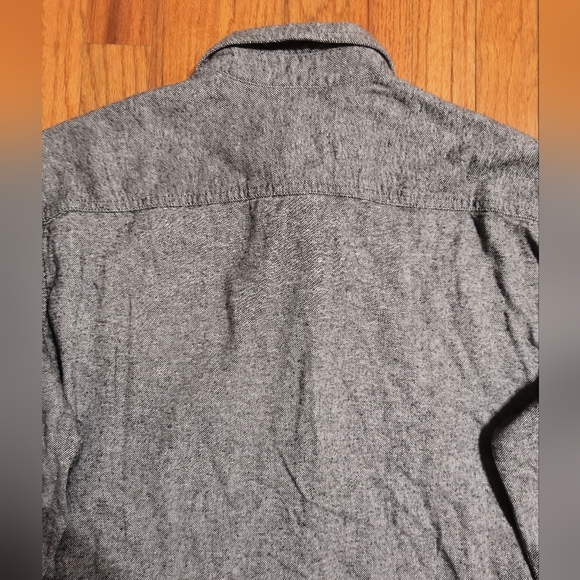 NWT Sonoma the Super Soft Flannel button down shirt, men's medium, gray - Picture 13 of 13